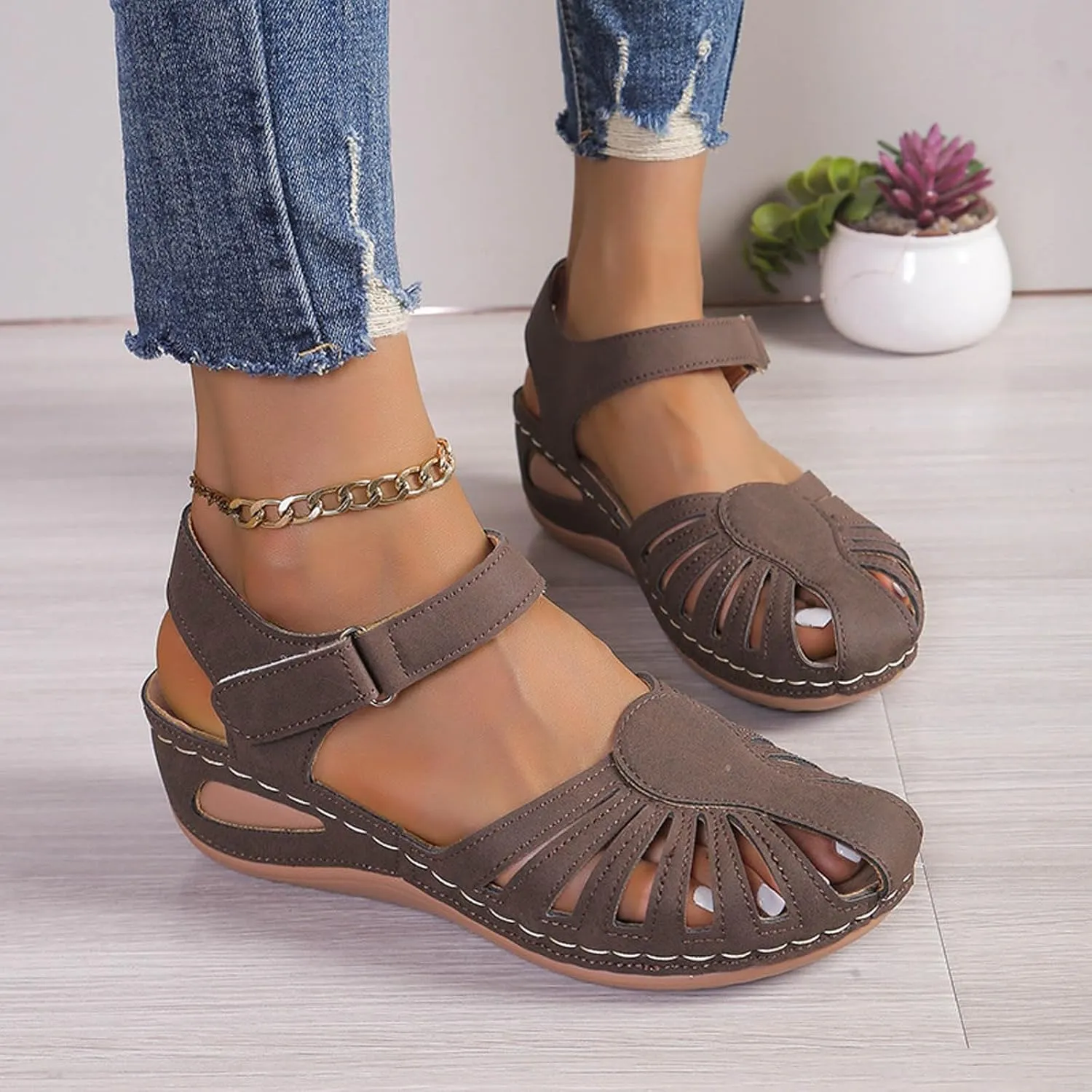 AMDBEL Orthopedic Sandals for Women,Sandals for Women Dressy Summer Closed Toe Breathable Sandals with Arch Support Shoes