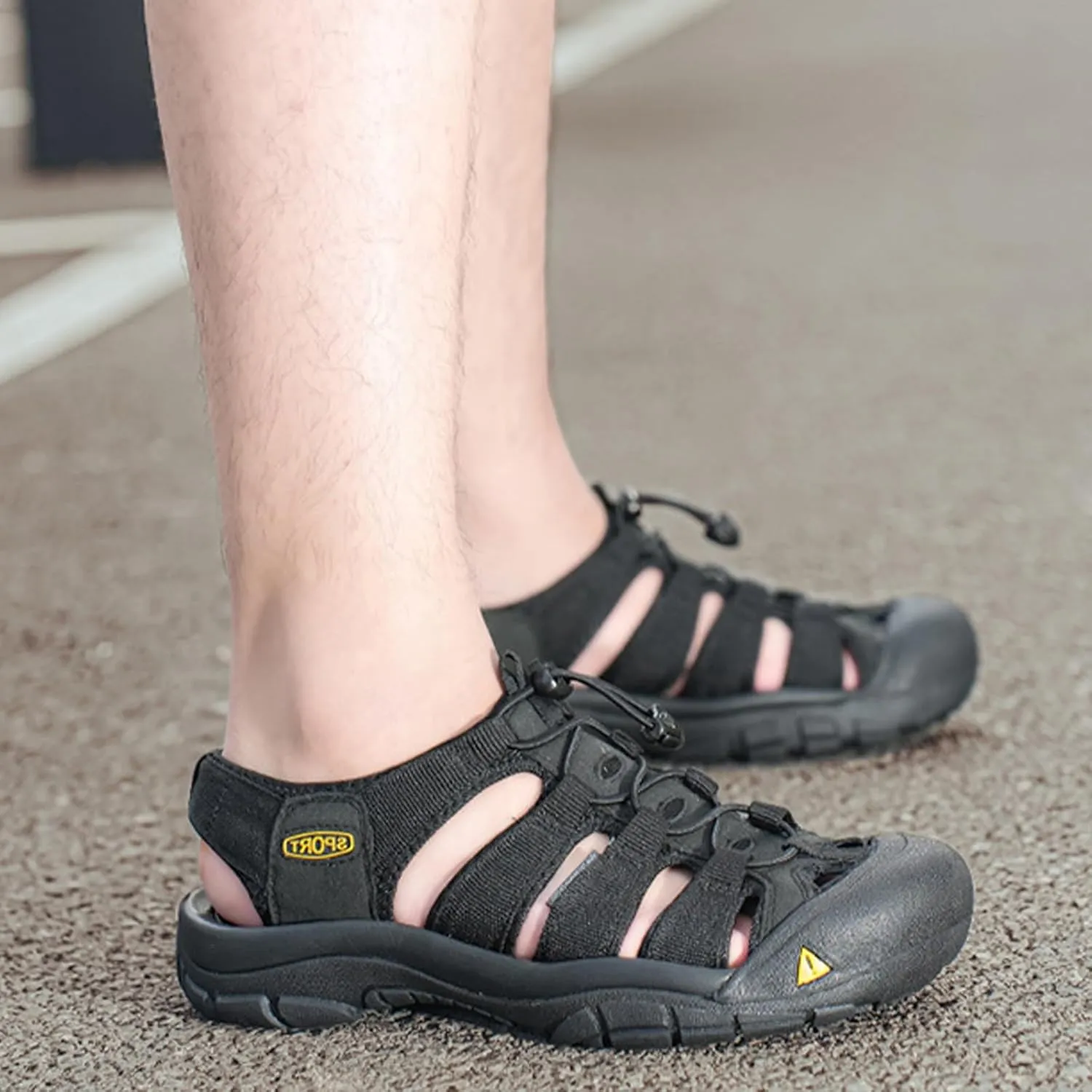 Classics Men's Breathable Hiking Sandals, Large Size Closed Toe Backpacking Sandals, Fashion Outdoor Sports Beach Shoes