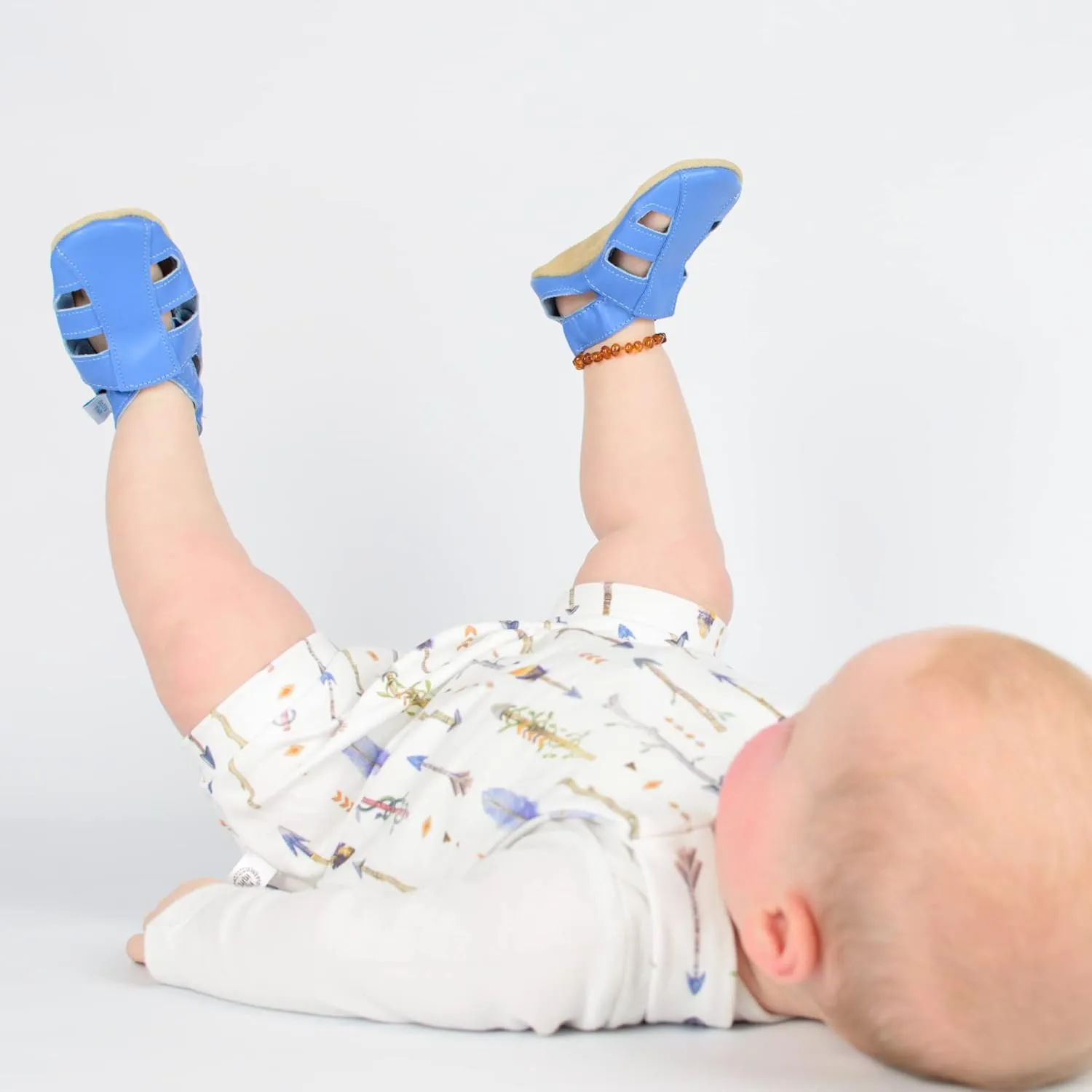 Dotty Fish Infant and Toddler Soft Leather Sandals – Barefoot-Friendly, Non-Slip Suede Sole, Podiatrist Recommended, Breathable Baby-Safe Leather, British Brand – Fits 0–4 Years