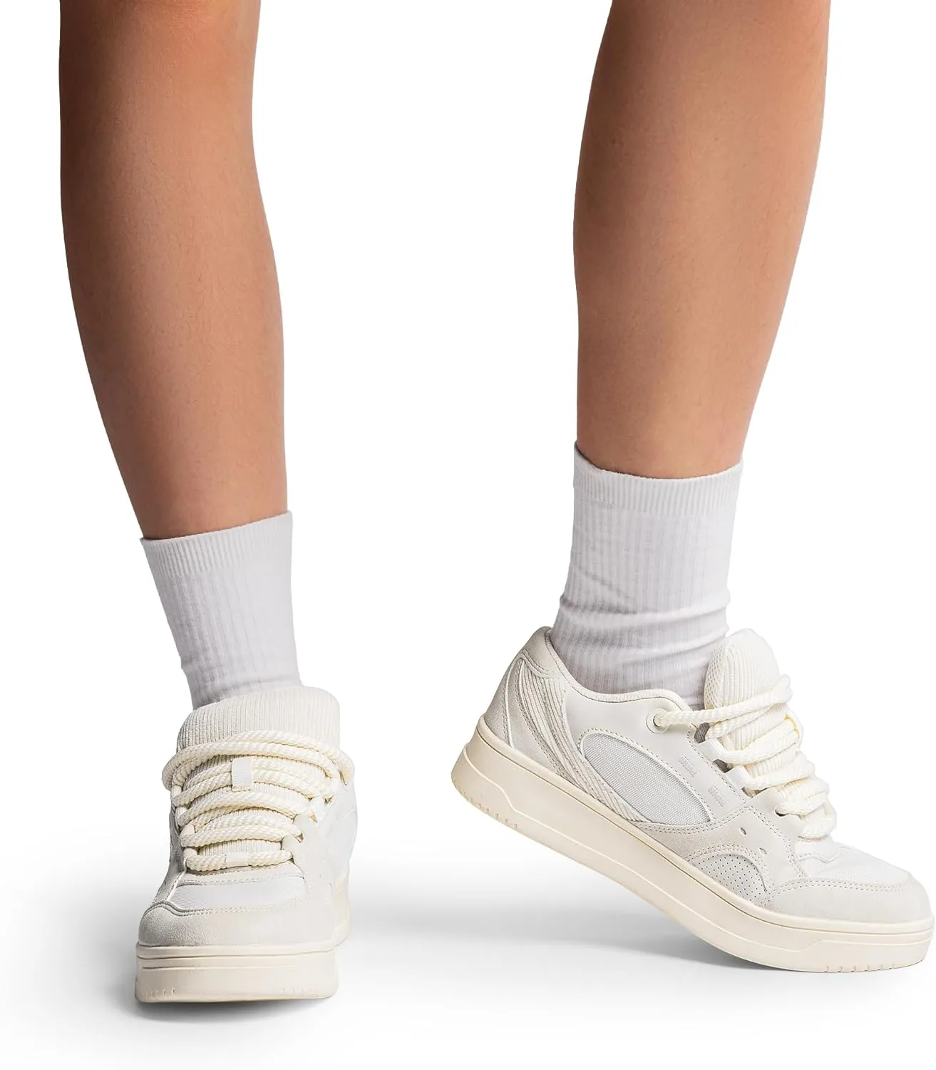 DREAM PAIRS Women's Skateboarding Shoes Low Top Walking Lace-Up Comfortable Casual Vivi Fashion Sneakers