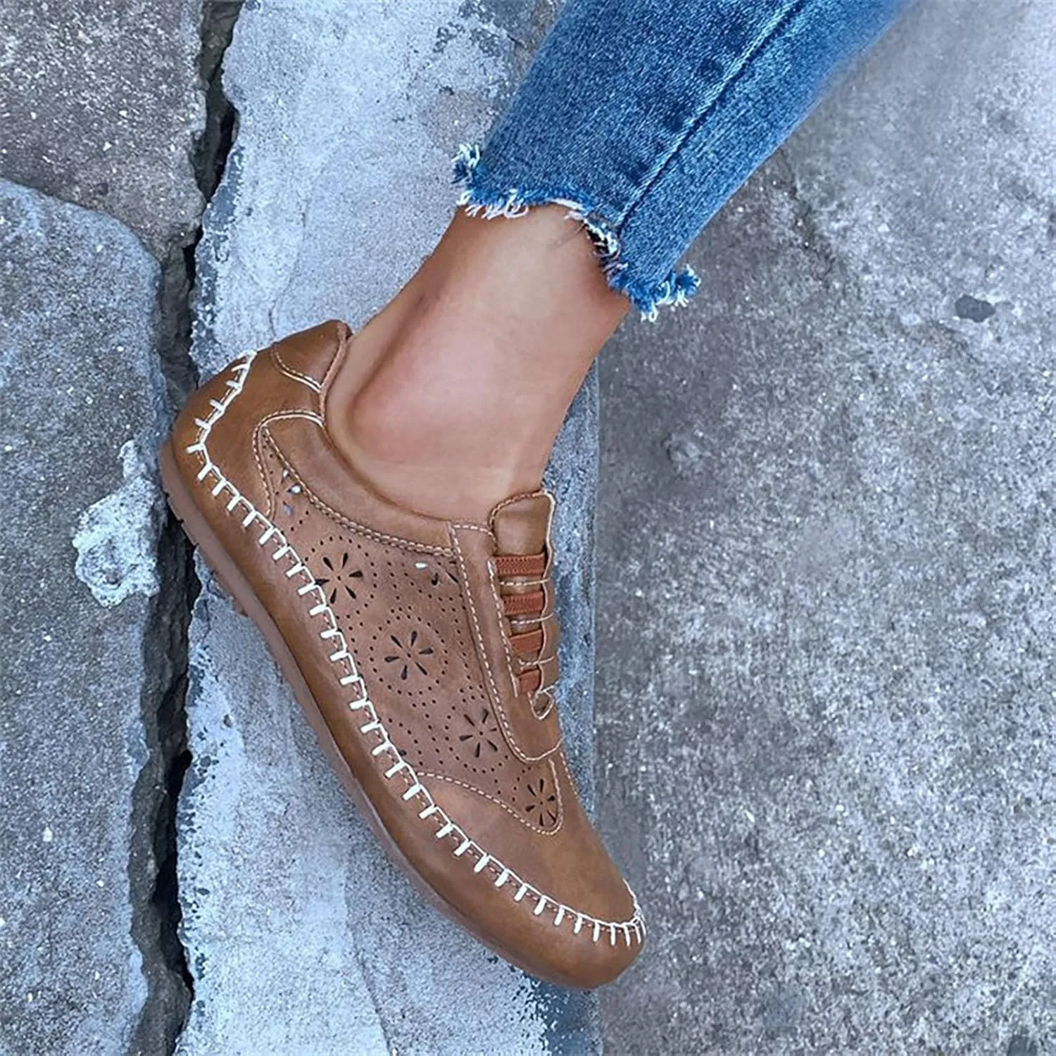 European and Foreign Trade New Women's Shoes Retro Art Hollow Slip Soft Sole Women's Single Advantage Sneaker - Women's
