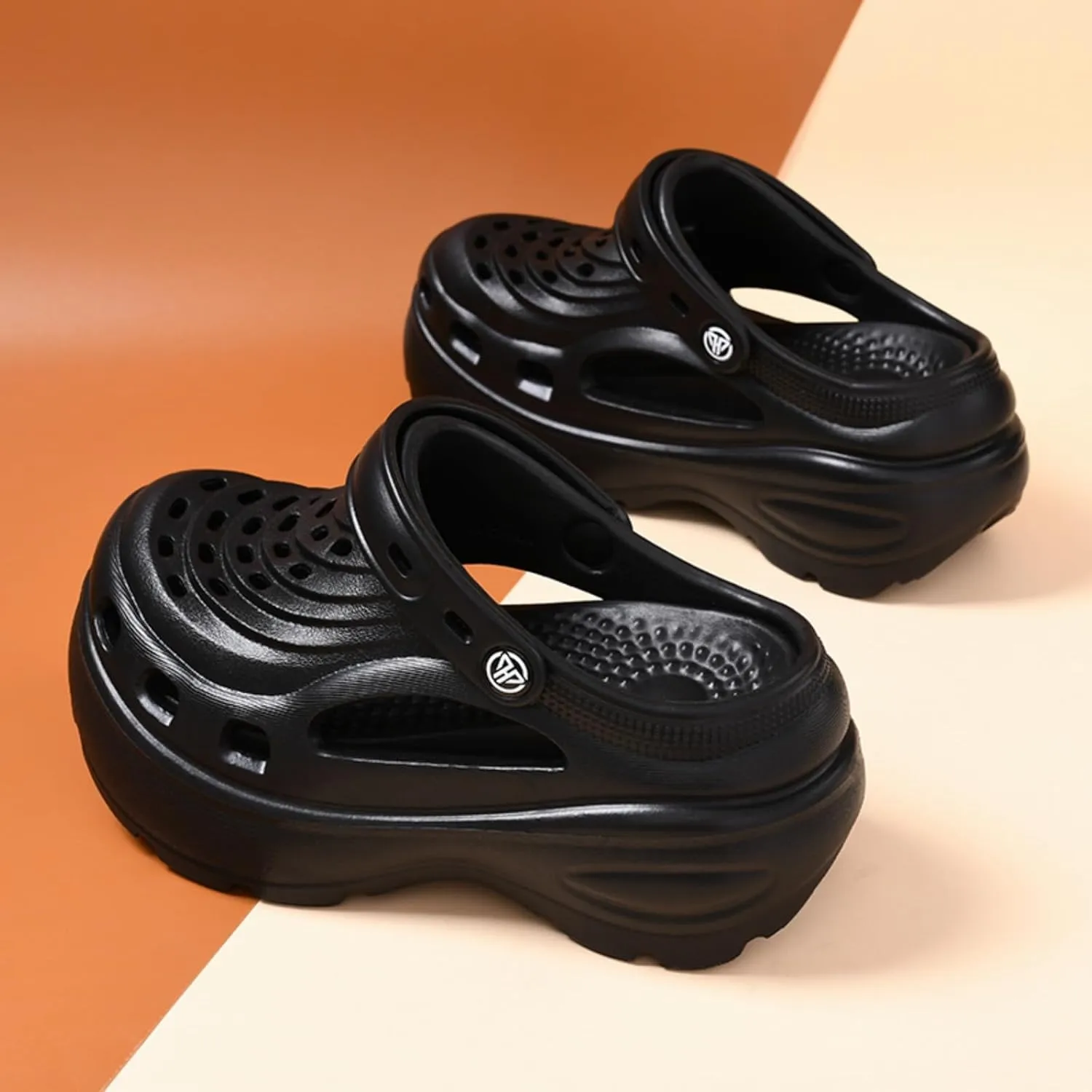 Fashion comfortable platform clogs for women, 6CM height - increasing, cloud slides, Casual pillows sandals, beach shoes, sandals