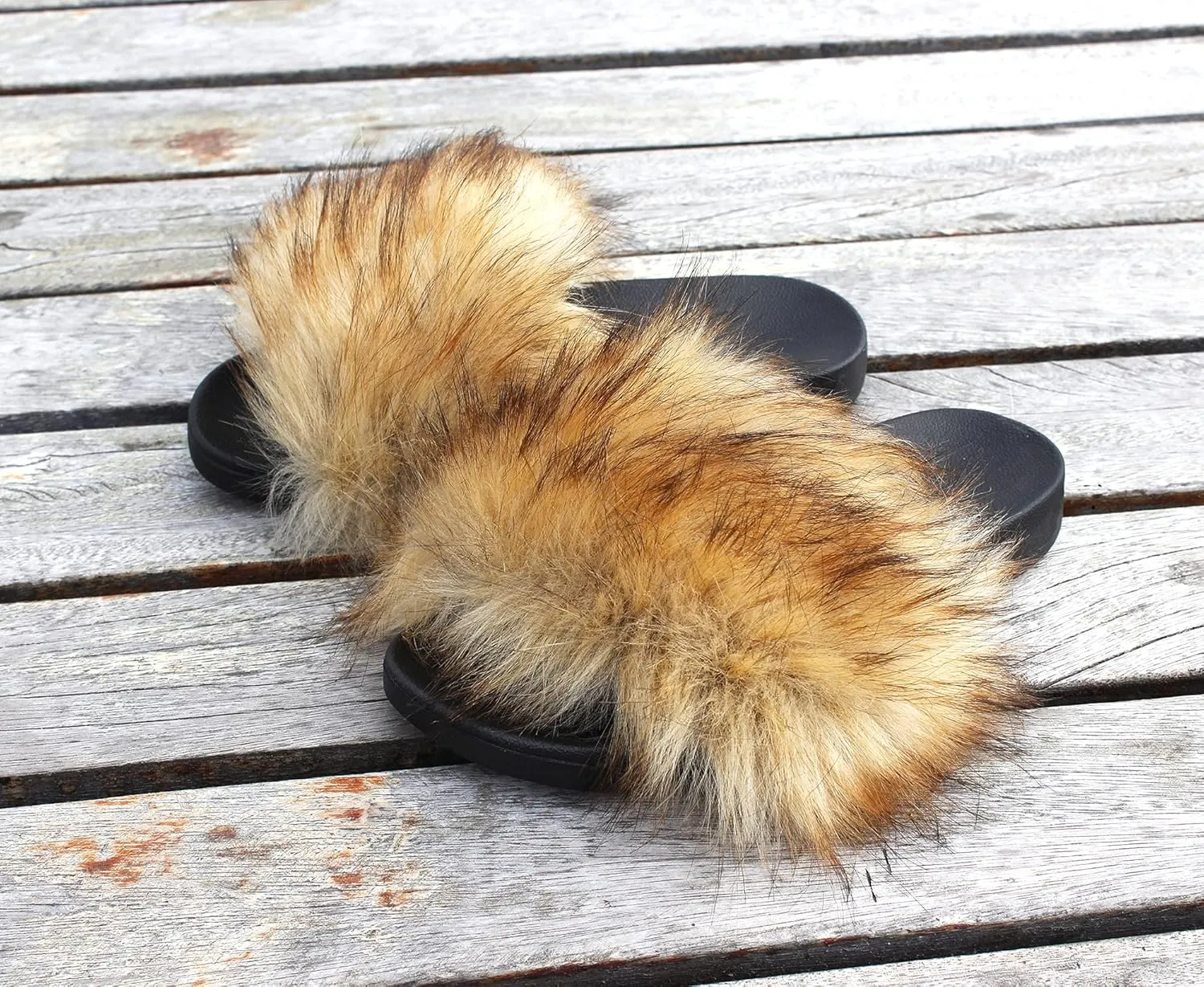 Faux Fur Slides for Women, Fuzzy Slippers Fluffy Sandals Furry House Shoes Indoor Outdoor