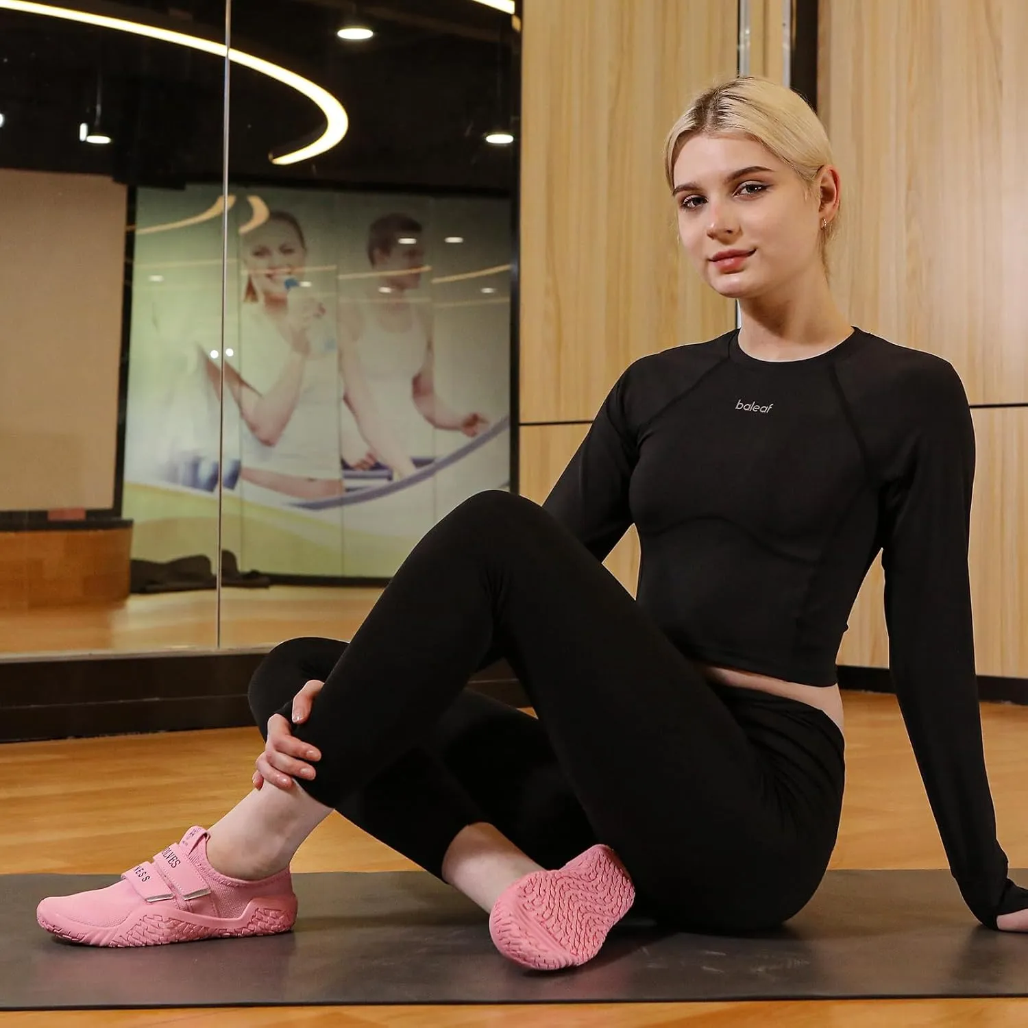 Fitness Shoes Deadlift Shoes Cross-Trainer Sneakers for Men and Women