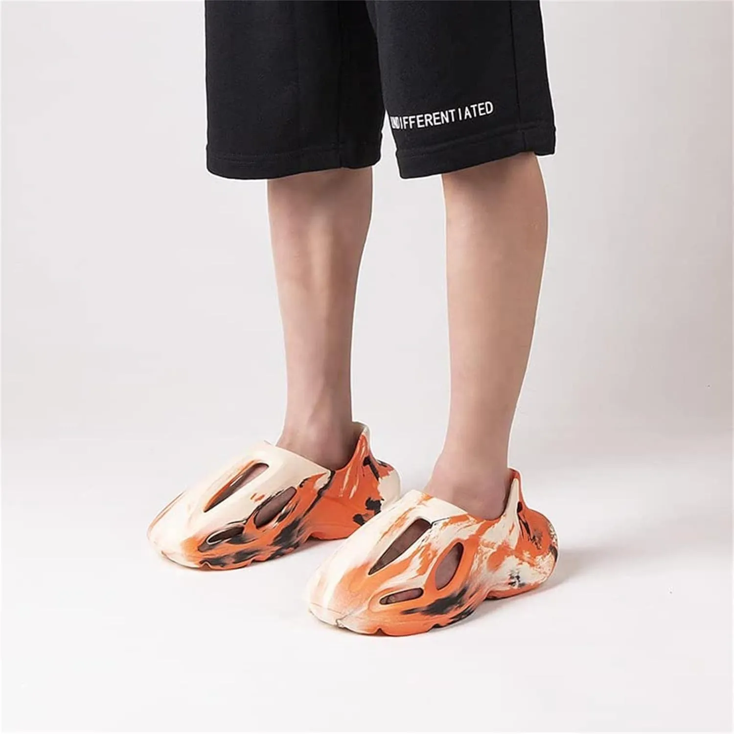 Foam Runner Shoes, Unisex Foam Runner Sneakers Pillow Cloud Shoes Non-Slip Lightweight Breathable Soft Fashion Sandals