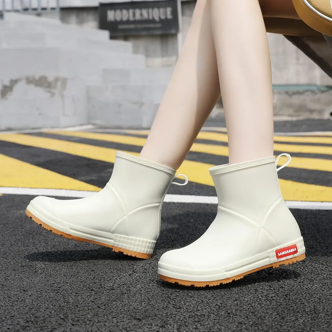 HSBDNZQ Rain Boots for Women, Lightweight Warm Waterproof Rain Boots, Anti-Slipping Garden Boots Soft and Durable, Chelsea Rain Boots with Comfortable Insoles for Outdoor