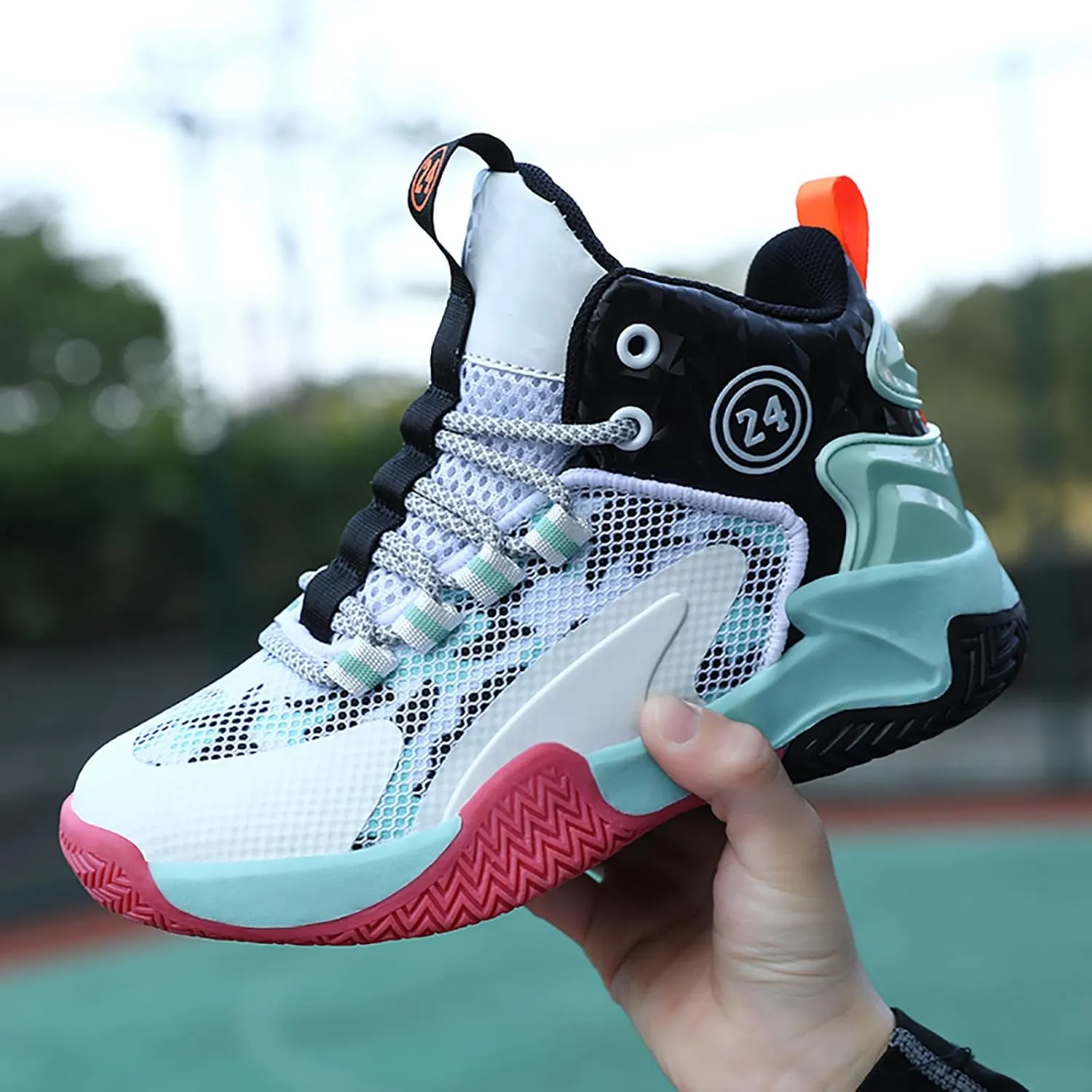 Kids Basketball Shoes Boys Cushion Sneakers Non-Slip Outdoor Sports Shoes Comfortable Girls Lightweight Breathable Walking Running Shoes Tennis Sneakers