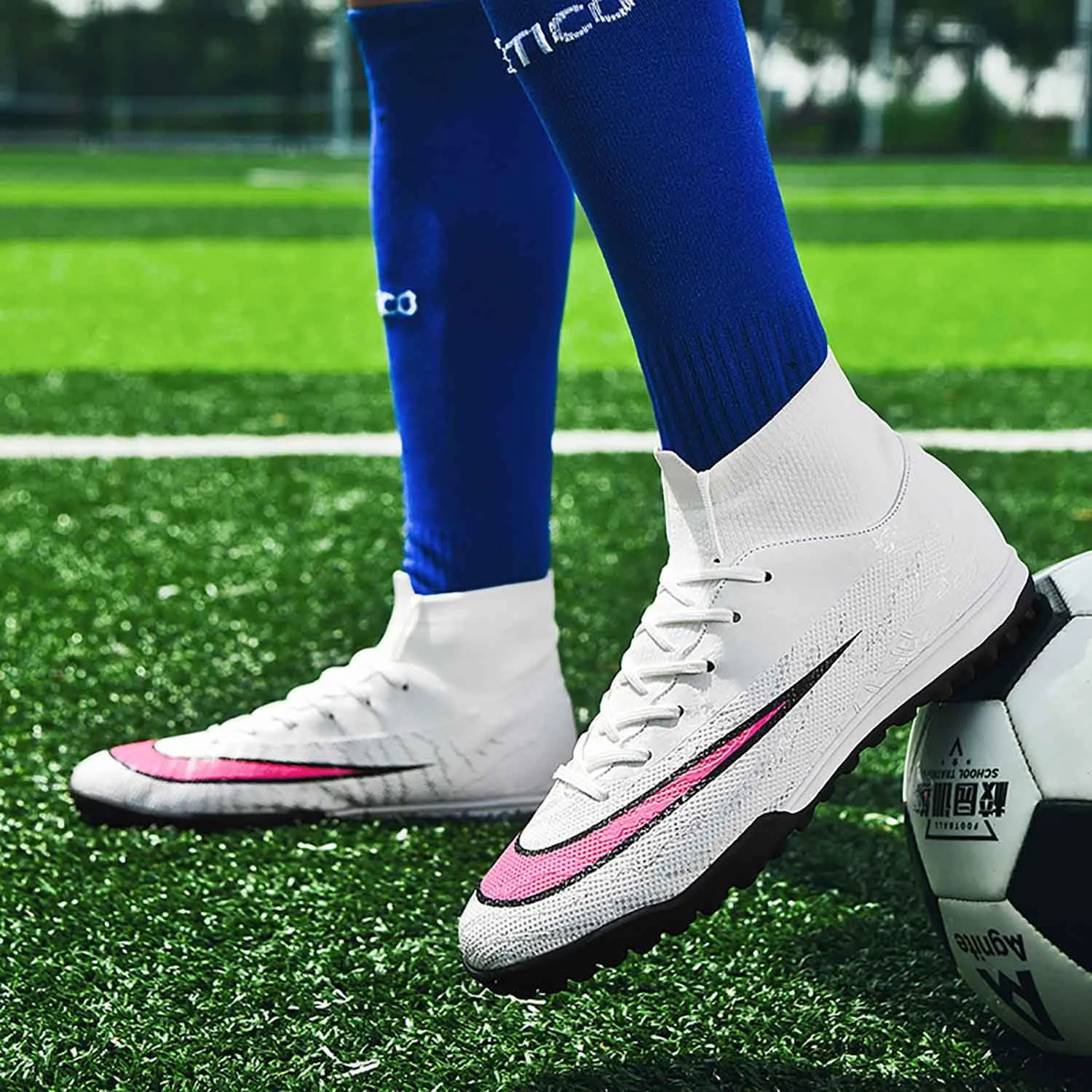 MEBAMY Soccer Cleats for Mens Rubber Sole Football Boots Comfortable Outdoor Soccer Shoes for Women Non-Slip Speed Leather Football Boots
