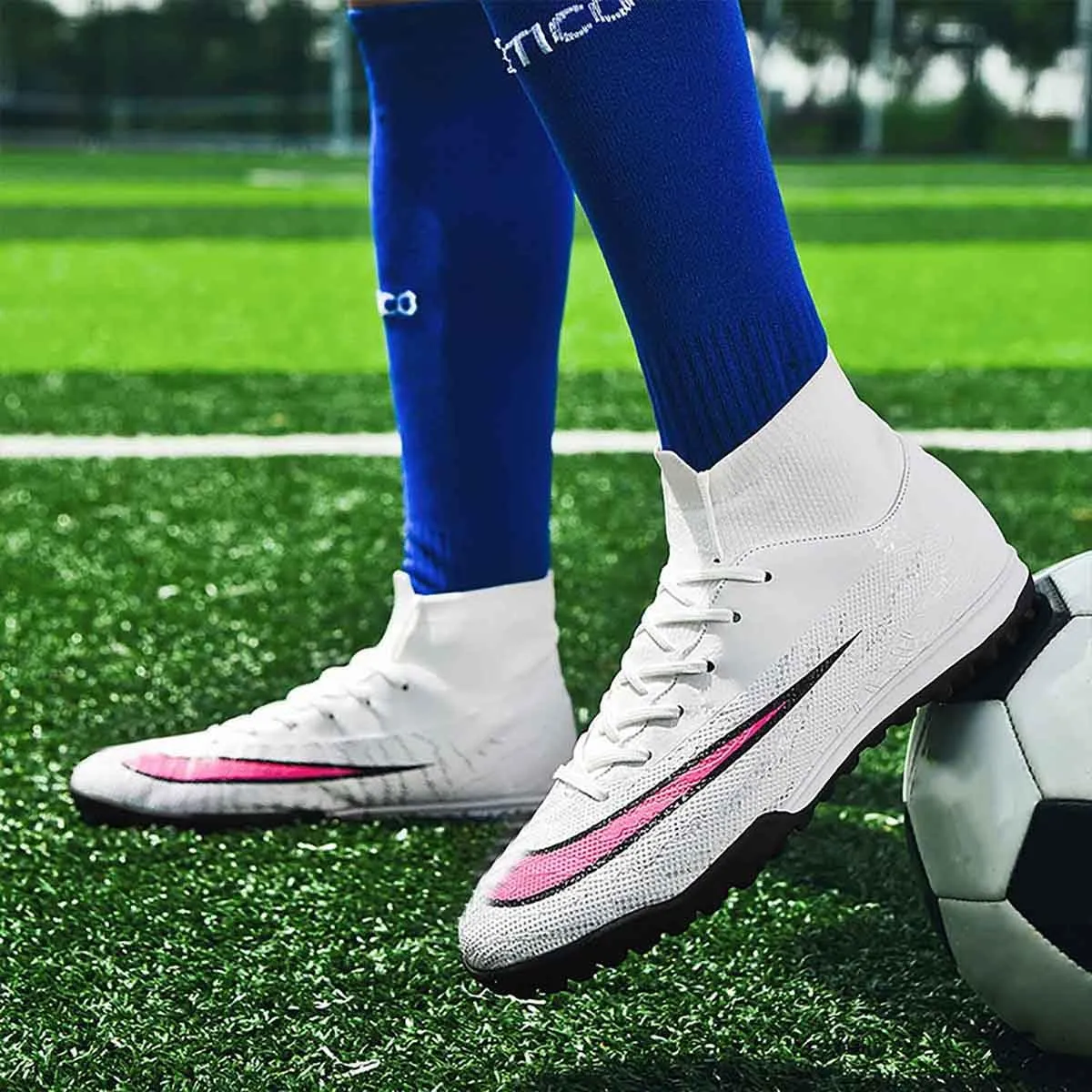 MEBAMY Soccer Cleats for Mens Rubber Sole Football Boots Comfortable Outdoor Soccer Shoes for Women Non-Slip Speed Leather Football Boots