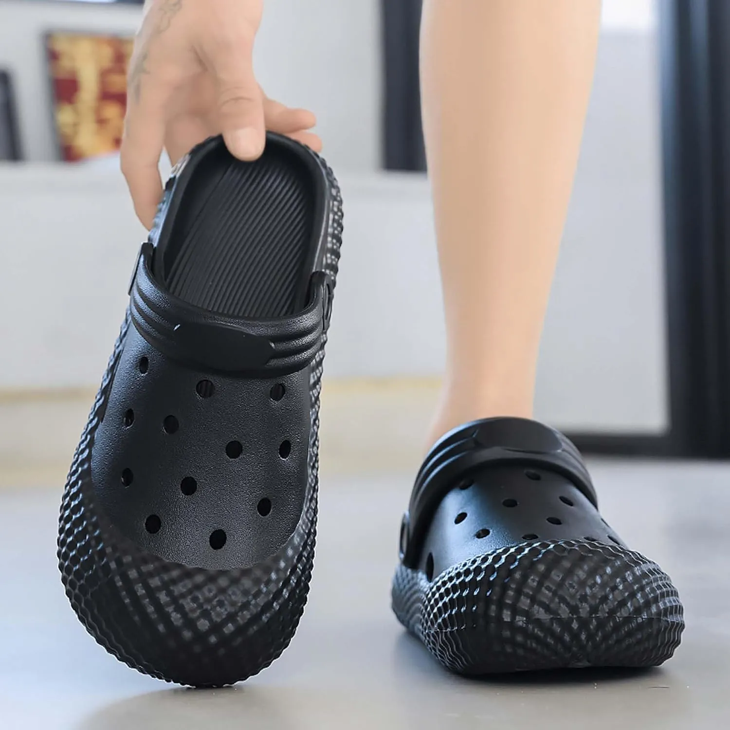 Men's and Women's Garden Sandals, Fashionable and Lightweight Wooden Clogs, Cool Slippers, Summer Outdoor Beach Water Sports Shoes, Arch Support, anti Slip Garden Shoes