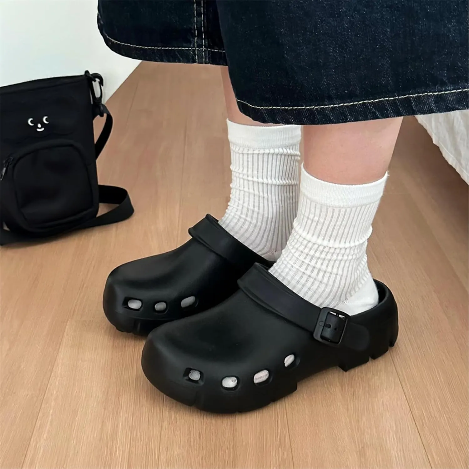 Men's and Women's Unisex-Adult Breathable Work Clogs with Holes Slip Resistant, with Arch Support, Lightweight Beach Slippers for Nurses, Gardeners, Indoor & Outdoor