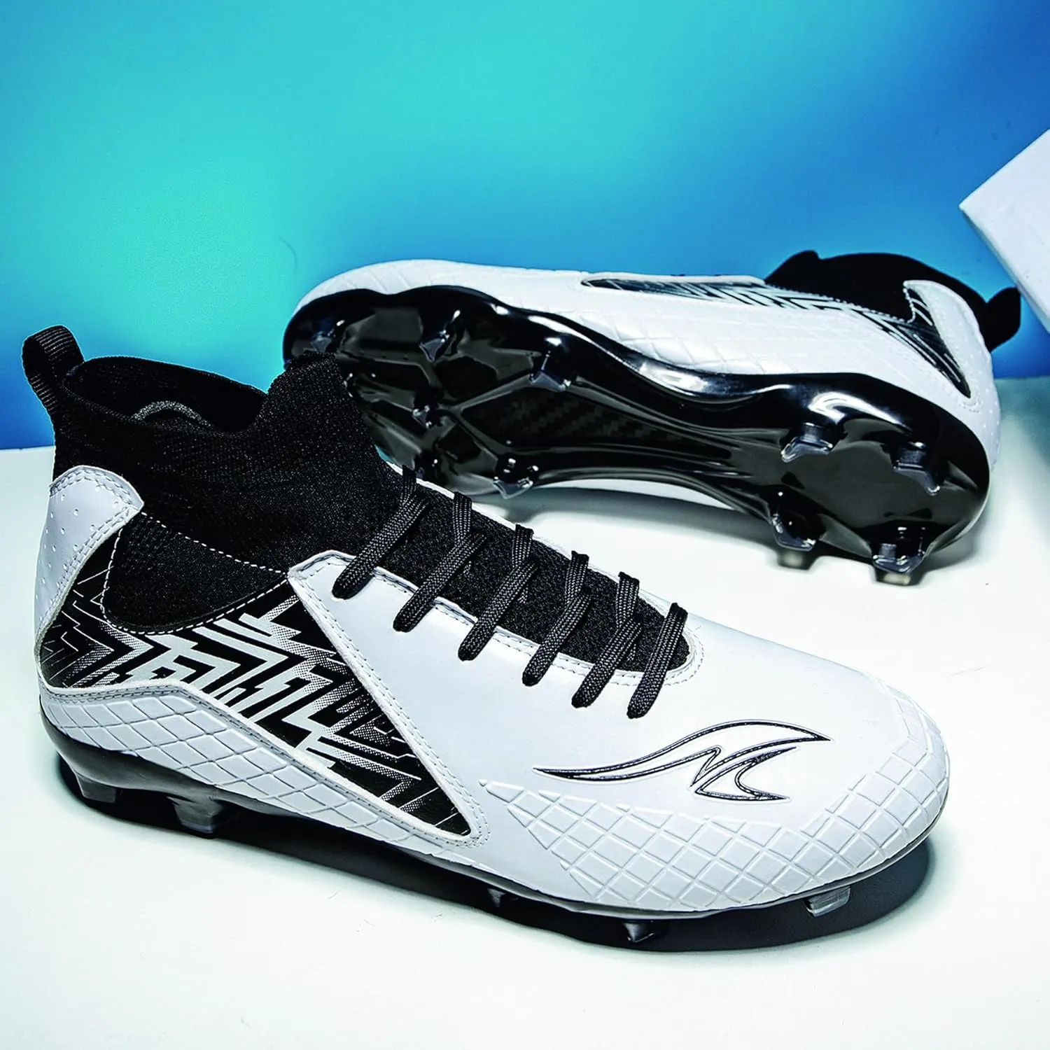 Men's Football Boots with Long Spikes are Breathable, Non Slip, and Lightweight, Suitable for Professional Match Training