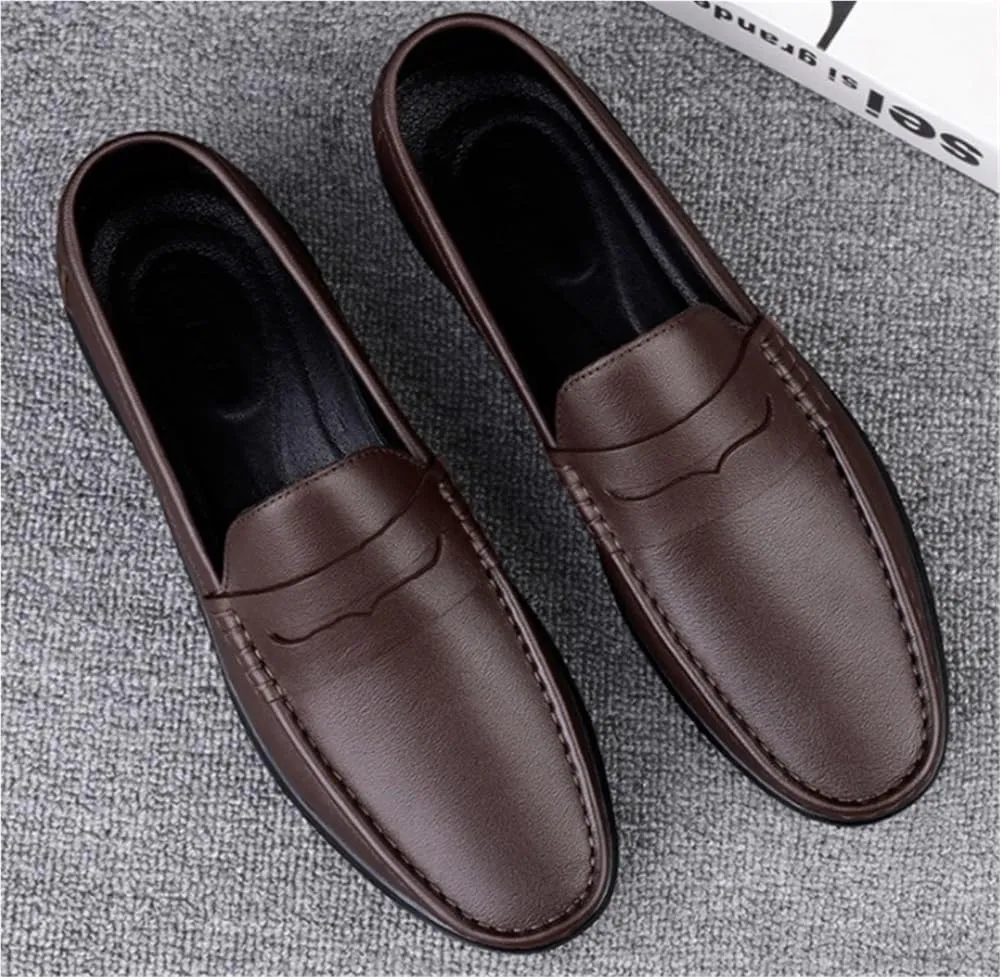 Men's Loafers Round Toe Leather Fashion Slip-on Lightweight Flat Heel Walking