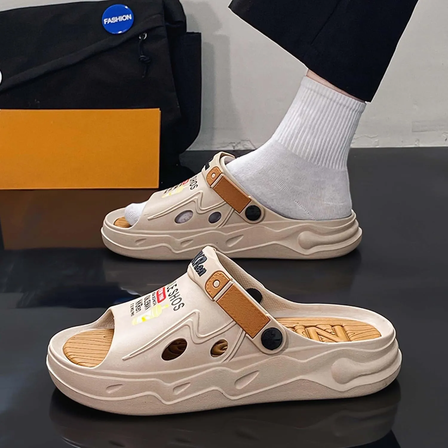Men's Slip On Ultra Light Breathable Sandals Adjustable Slippers High Elastic Soft Arch Support Waterproof Sandals White