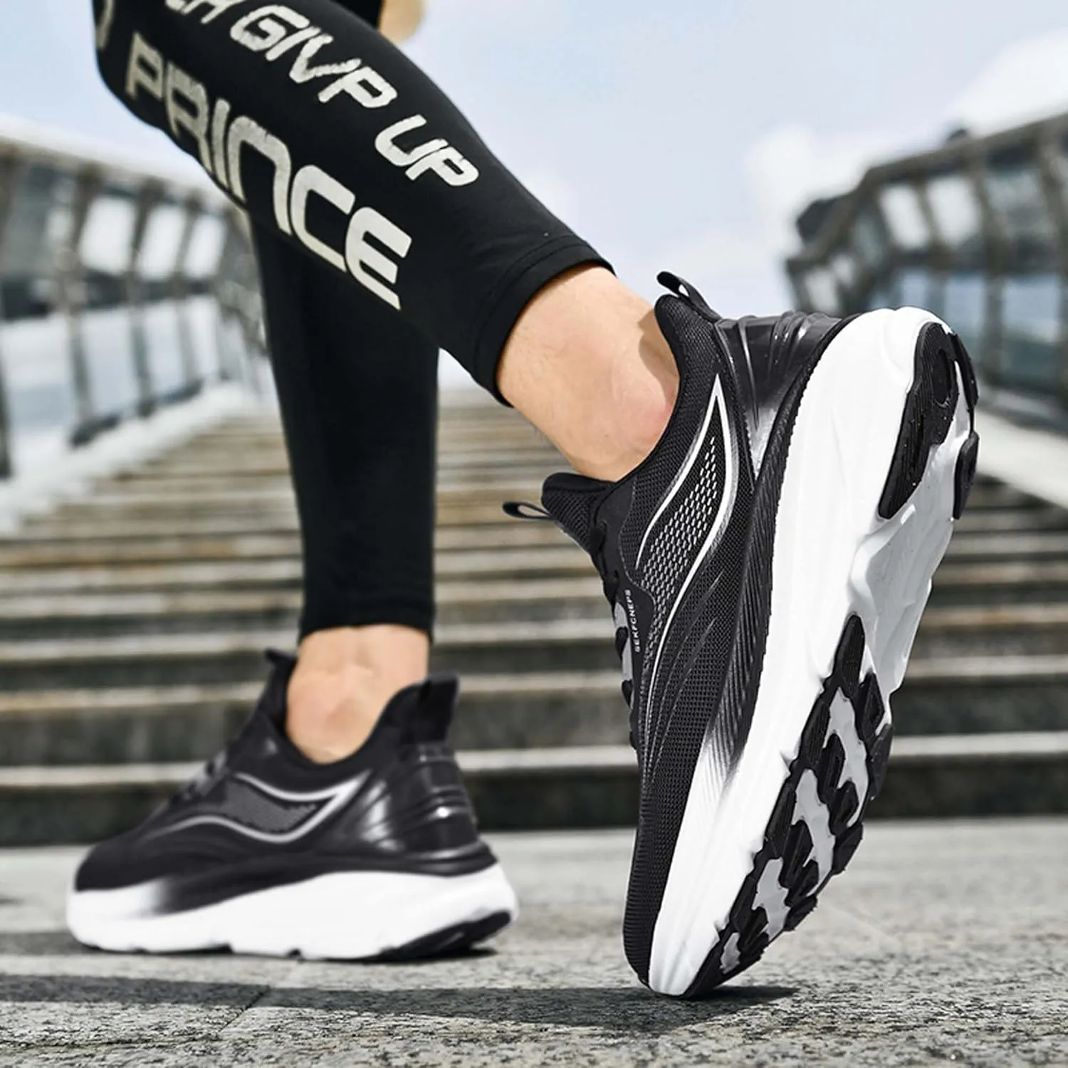 Men's Women's Running Shoes Anti-Slip Athletic Trainers Fashion Sneakers Breathable Fitness Jogging Shoes Outdoor Road Trail Running Shoes