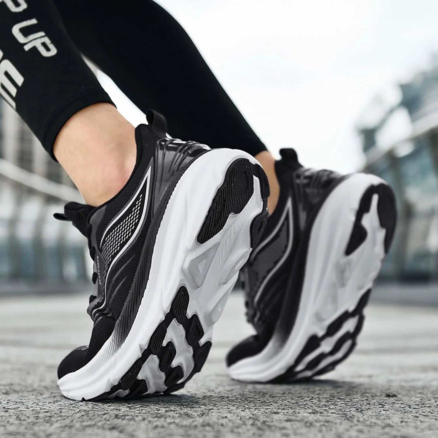 Men's Women's Running Shoes Anti-Slip Athletic Trainers Fashion Sneakers Breathable Fitness Jogging Shoes Outdoor Road Trail Running Shoes