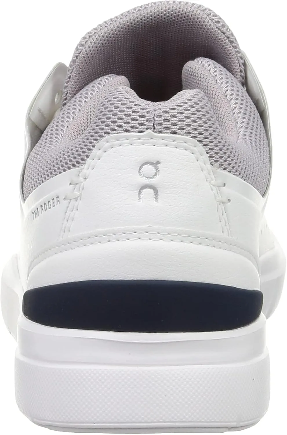 On Women's The Roger Advantage Sneakers
