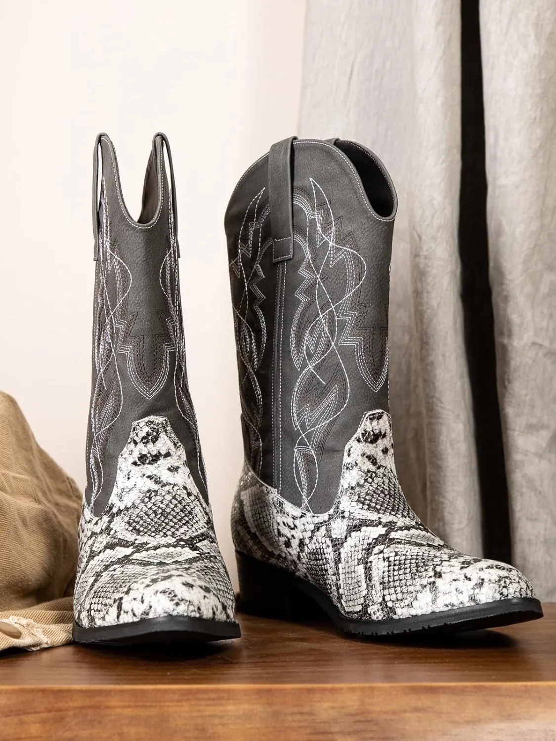 Python Manning Men's Boots Cowboy for Men Classic Pointed Toe Western Pull Up Snakeskin Embroidered Mid-Calf Boots