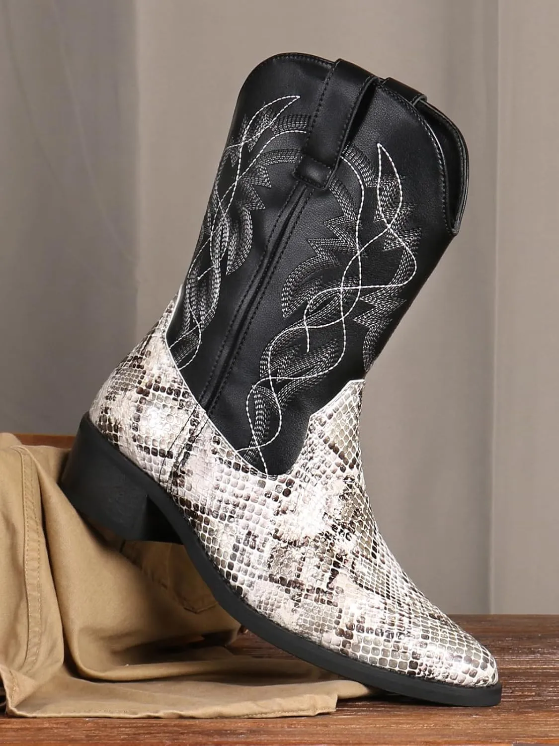 Python Manning Men's Boots Cowboy for Men Classic Pointed Toe Western Pull Up Snakeskin Embroidered Mid-Calf Boots
