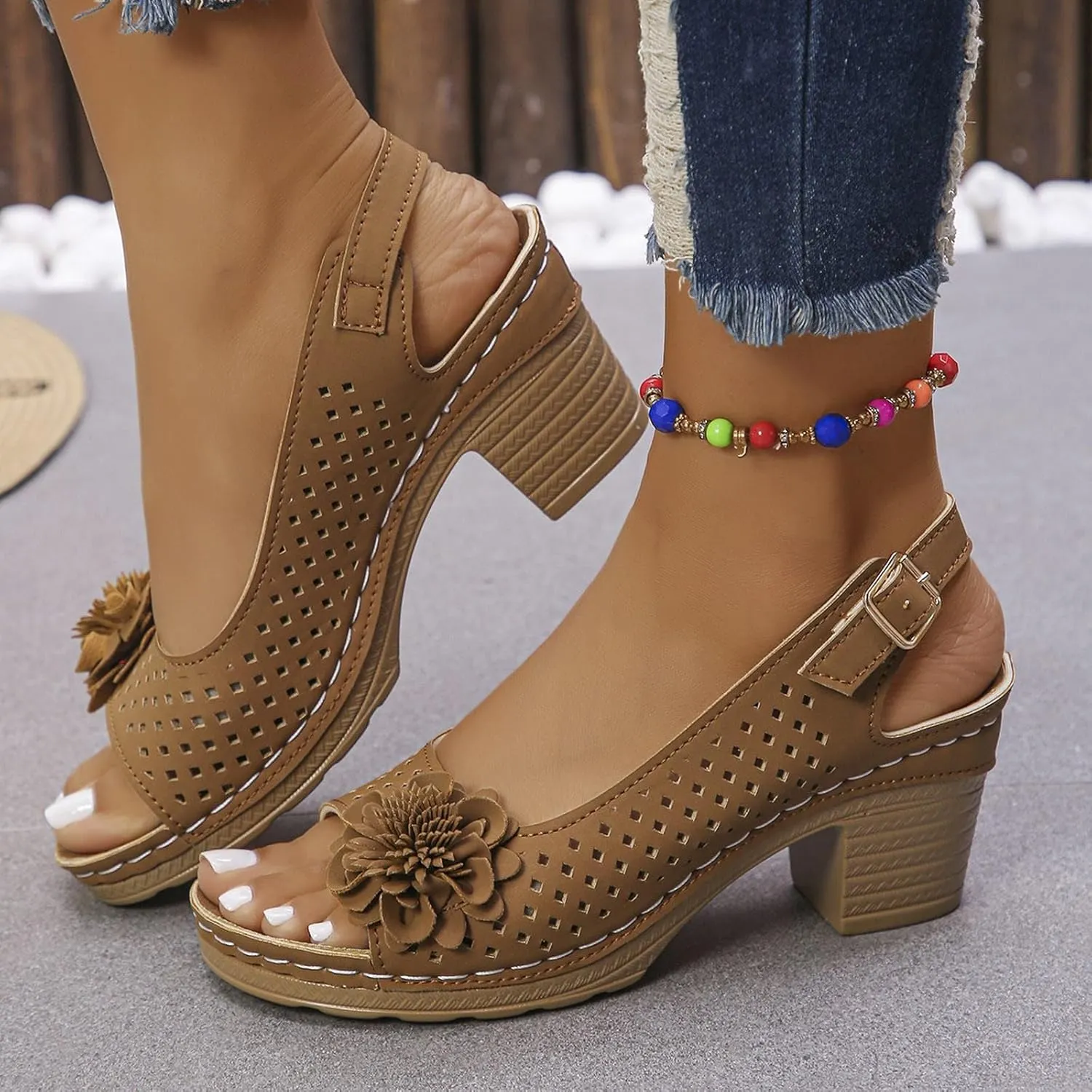 Sandals for Women 2025 Summer Casual Ankle Strap Hollow Out Platform Wedge Sandal Beach Chunky Block Heel Flower Sandal