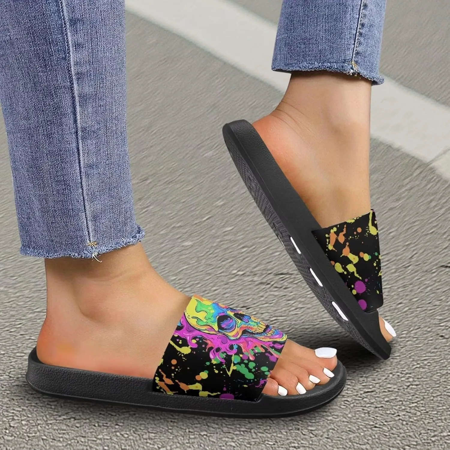 Skull Sandals Women Non-Slip Single Band Slide Sandals Non-Slip Soft Sole Flat Slippers For Indoor Outdoor