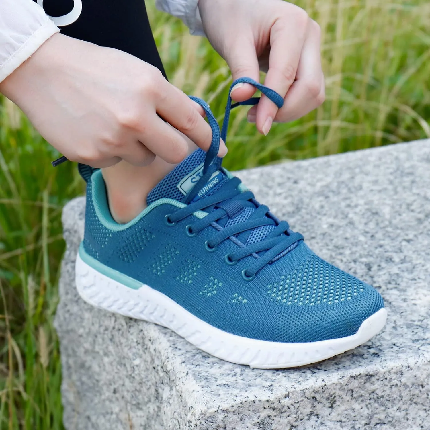 STQ Tennis Shoes Womens Lightweight Comfortable Lace up Walking Shoes Athletic Fashion Workout Gym Cross Training Sneakers