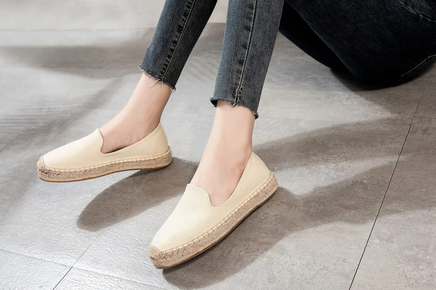 U-lite Women's Classic Slip on Flat Shoes Casual Cap-Toe Platform Simple Espadrille Canvas Loafers