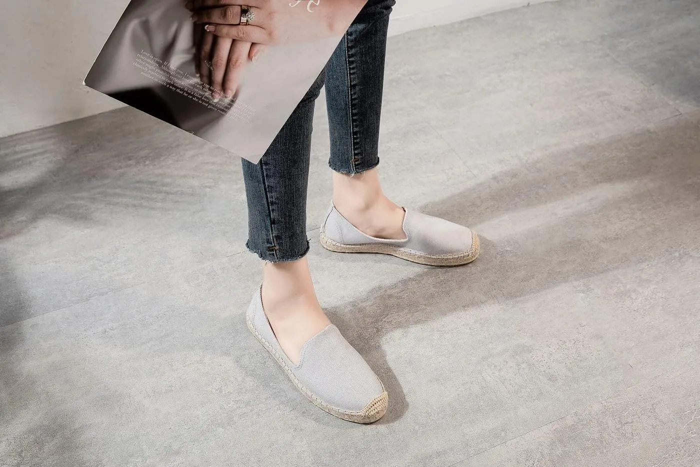 U-lite Women's Classic Slip on Flat Shoes Casual Cap-Toe Platform Simple Espadrille Canvas Loafers