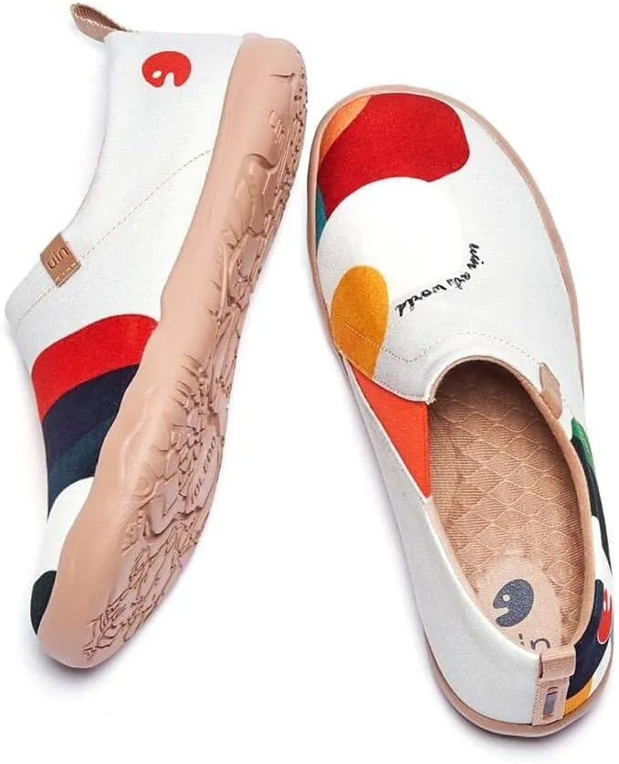 UIN Women's Artistic Slip-On Shoes Vibrant Floral Casual Loafers Lightweight Comfortable Travel Footwear