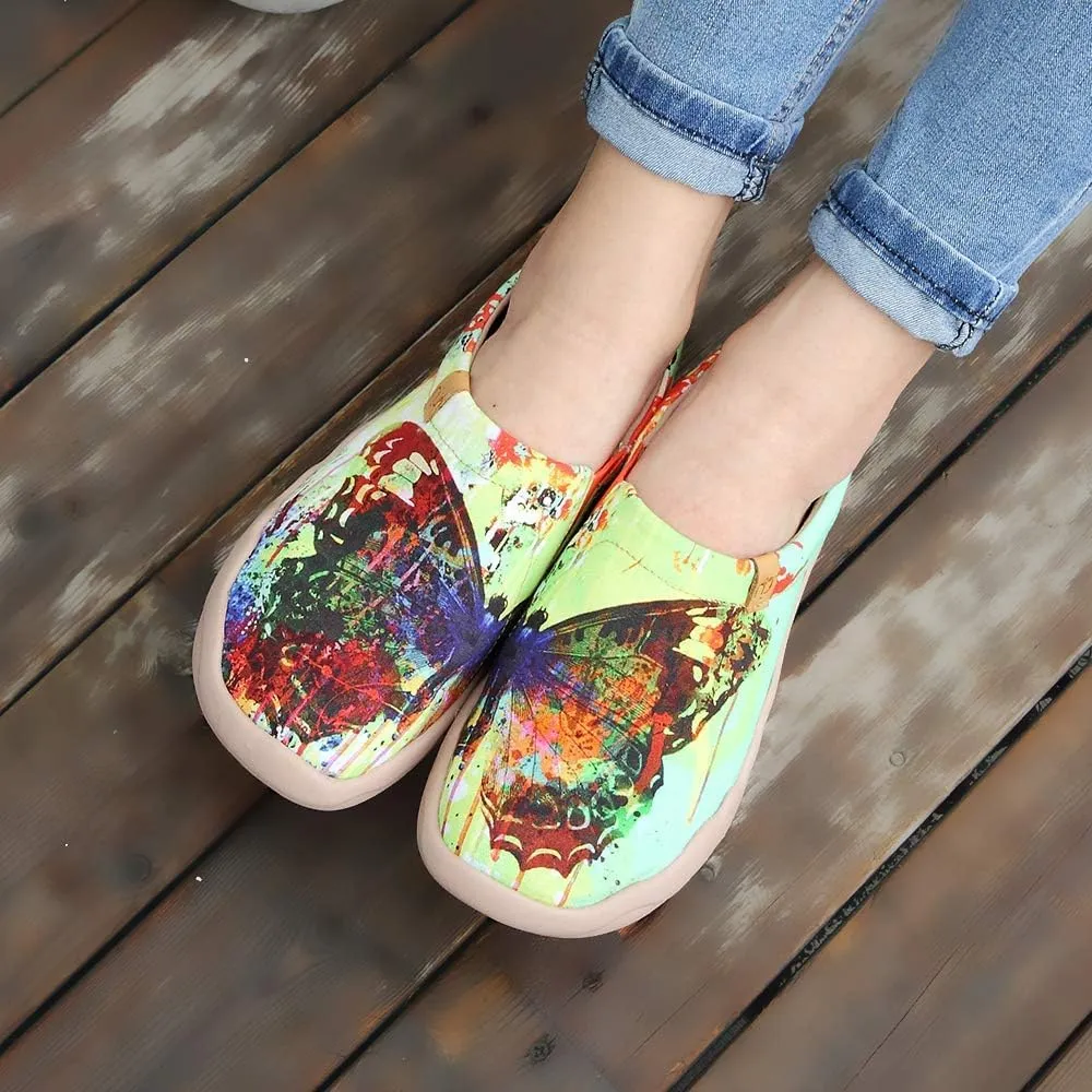 UIN Women's Artistic Slip-On Shoes Vibrant Floral Casual Loafers Lightweight Comfortable Travel Footwear