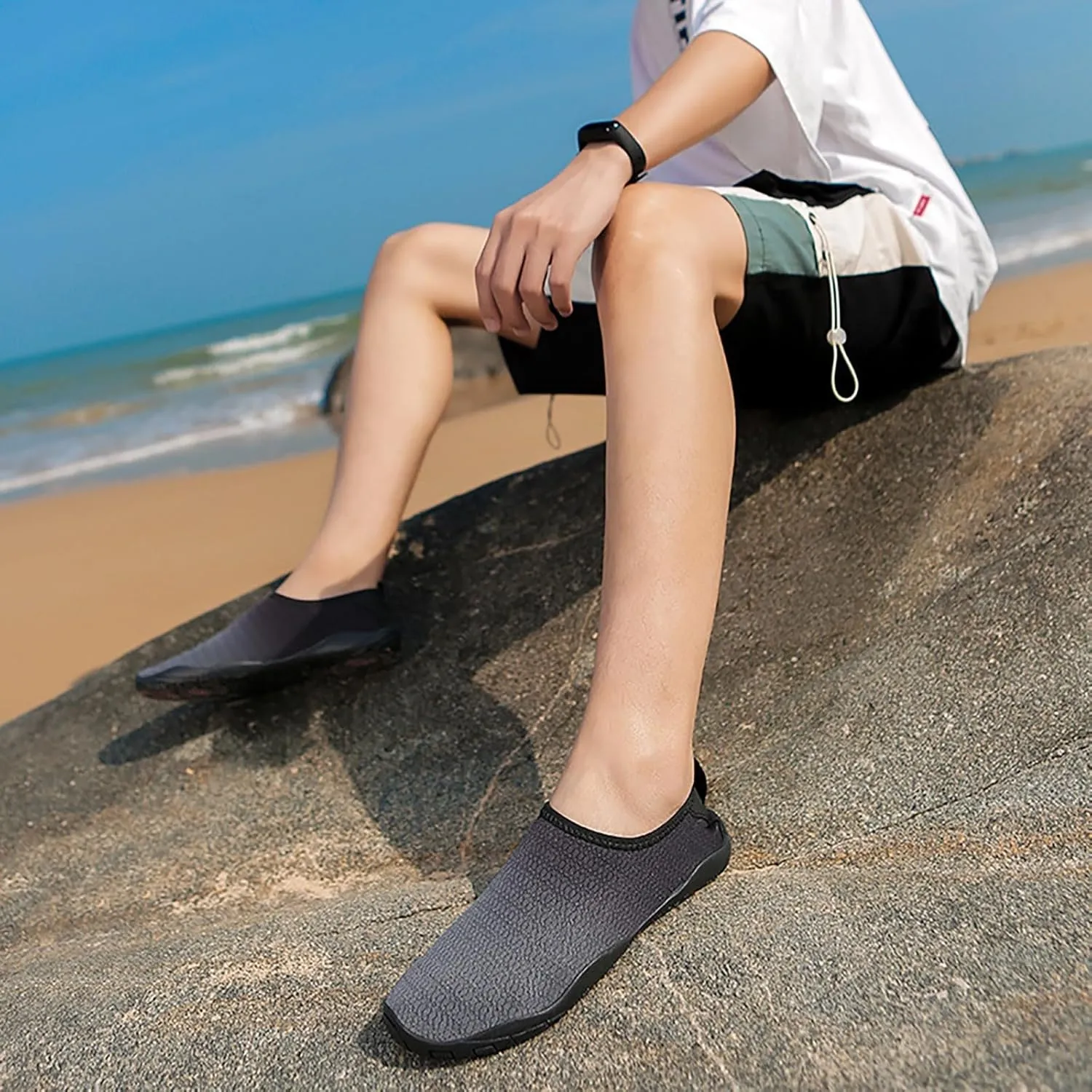Water Shoes for Swimming Beach Pool Surf Yoga Quick Dry Aqua Barefoot Women Men Lightweight Non Slip Breathable Outdoor Activities