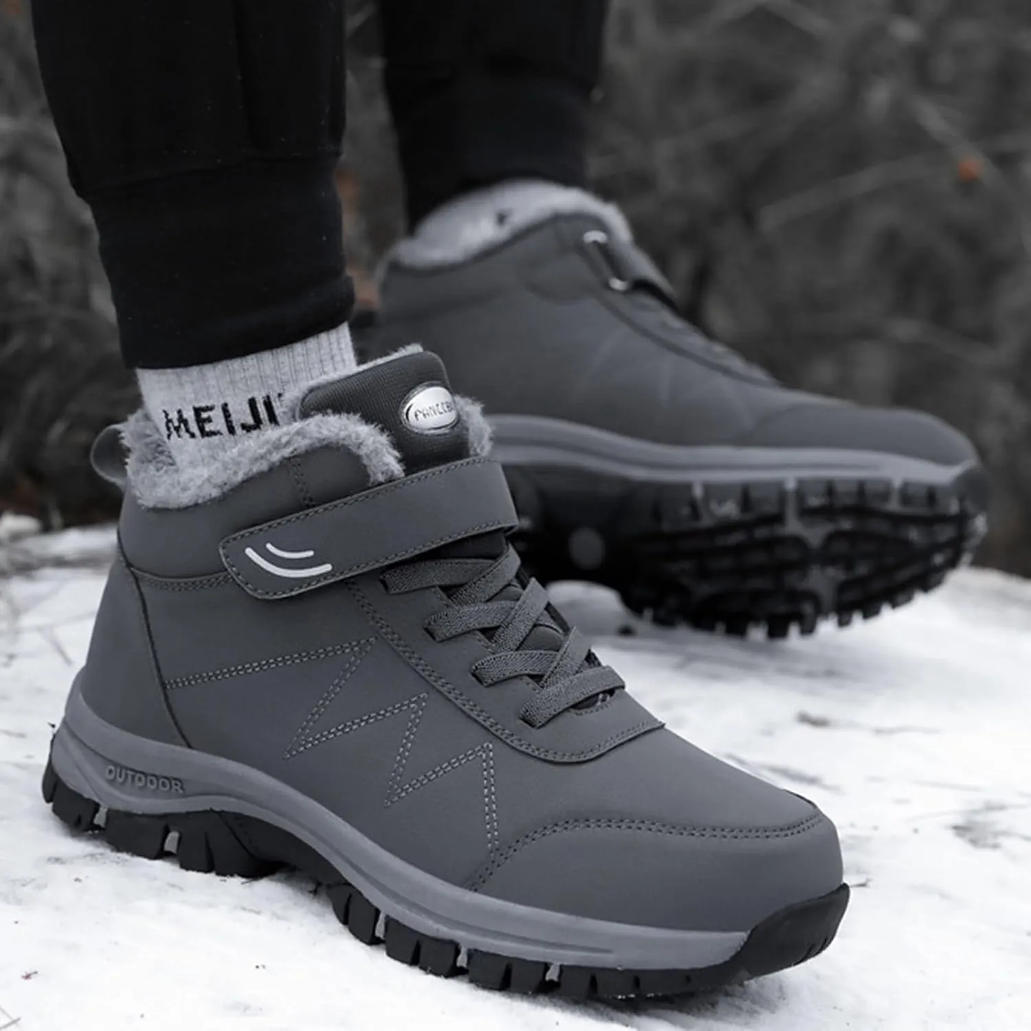 Winter Work Boots for Men,Casual Comfortable Fur Lined Winter Hiking Sneakers for Men,Lightweight Cold-Weather Warm Snow Boots for Men,Slip Resistant