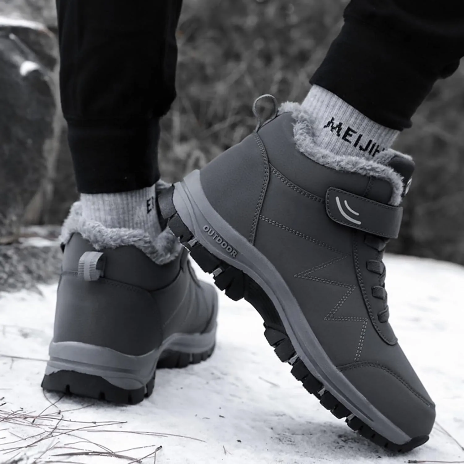 Winter Work Boots for Men,Casual Comfortable Fur Lined Winter Hiking Sneakers for Men,Lightweight Cold-Weather Warm Snow Boots for Men,Slip Resistant
