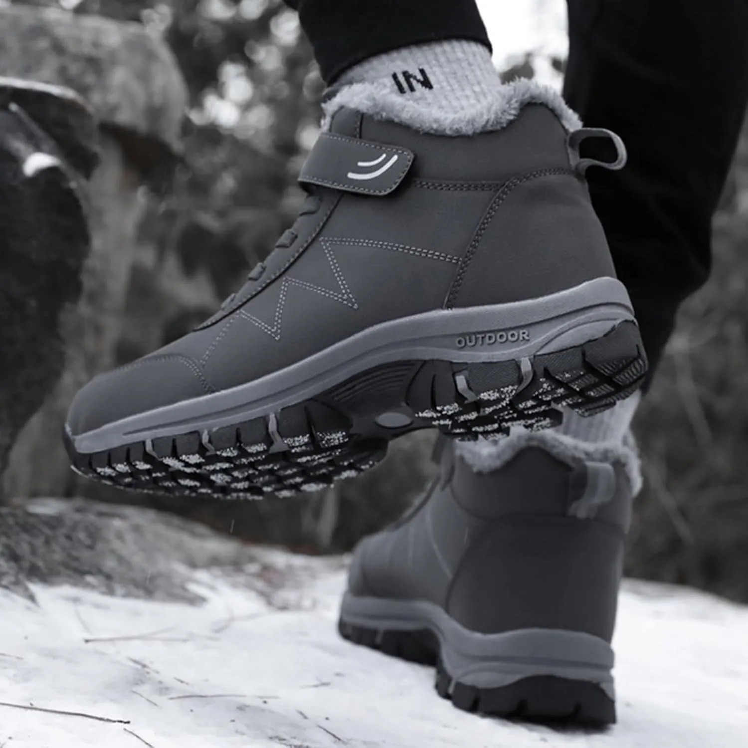 Winter Work Boots for Men,Casual Comfortable Fur Lined Winter Hiking Sneakers for Men,Lightweight Cold-Weather Warm Snow Boots for Men,Slip Resistant