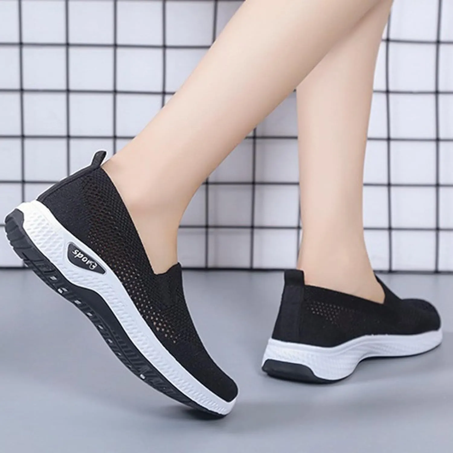 Women's Cloth Shoes Summer Mesh Breathable Slip On Shallow Mouth Soft Sole Women's Minimalist Shoes Men Casual