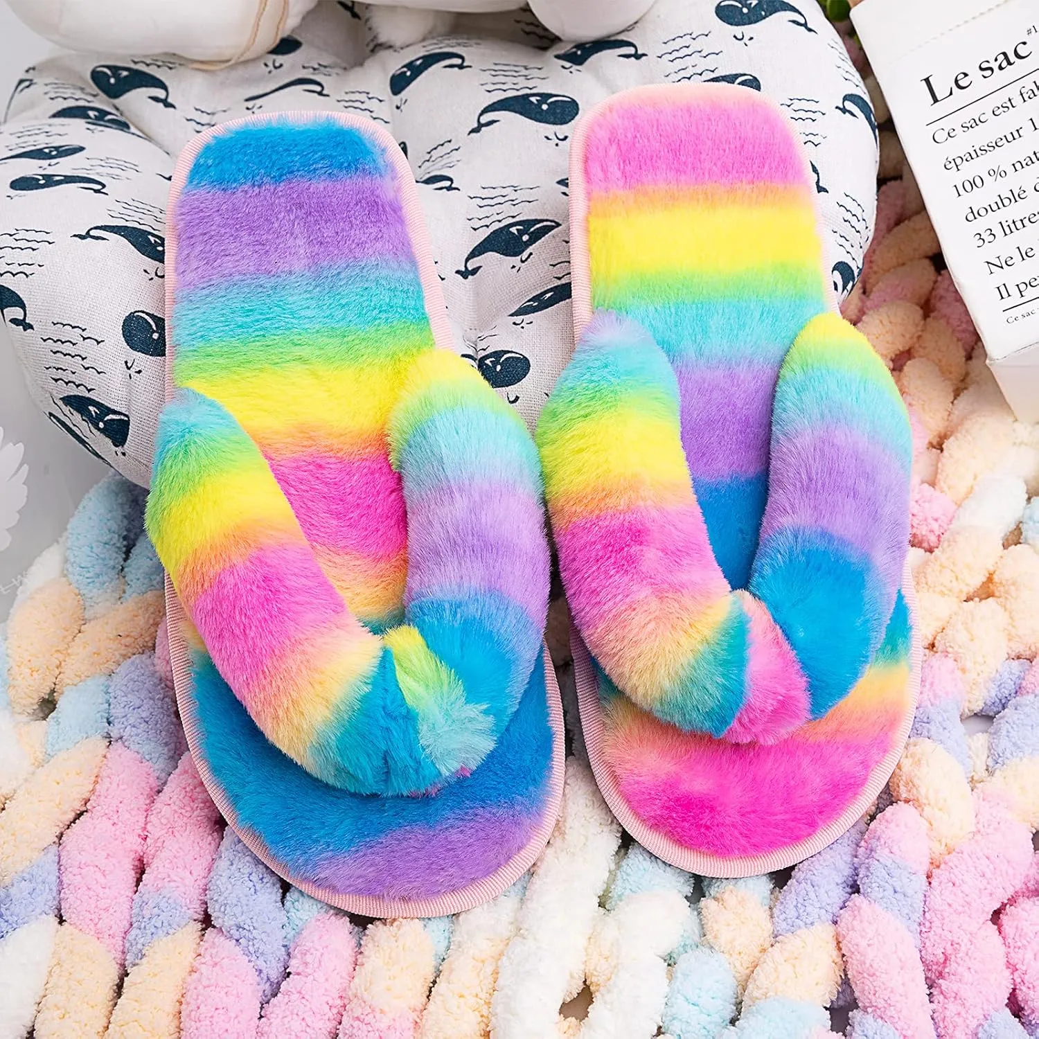 Women's Fuzzy Memory Foam Flip Flop Slippers Soft Comfy Open Toe Slip On Spa Thong Flat Sandals Ladies House Home Furry Sandal Slides Indoor Outdoor
