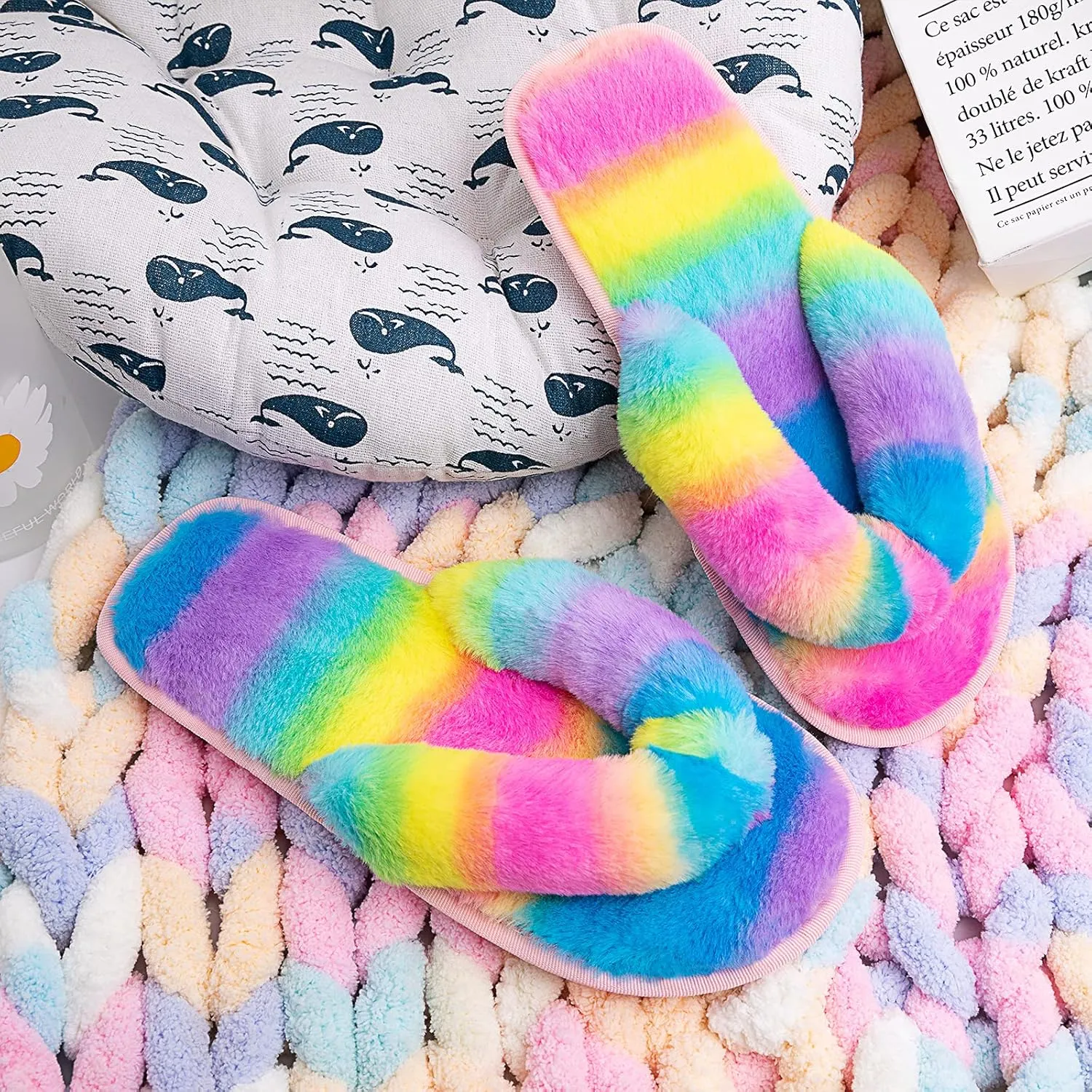 Women's Fuzzy Memory Foam Flip Flop Slippers Soft Comfy Open Toe Slip On Spa Thong Flat Sandals Ladies House Home Furry Sandal Slides Indoor Outdoor