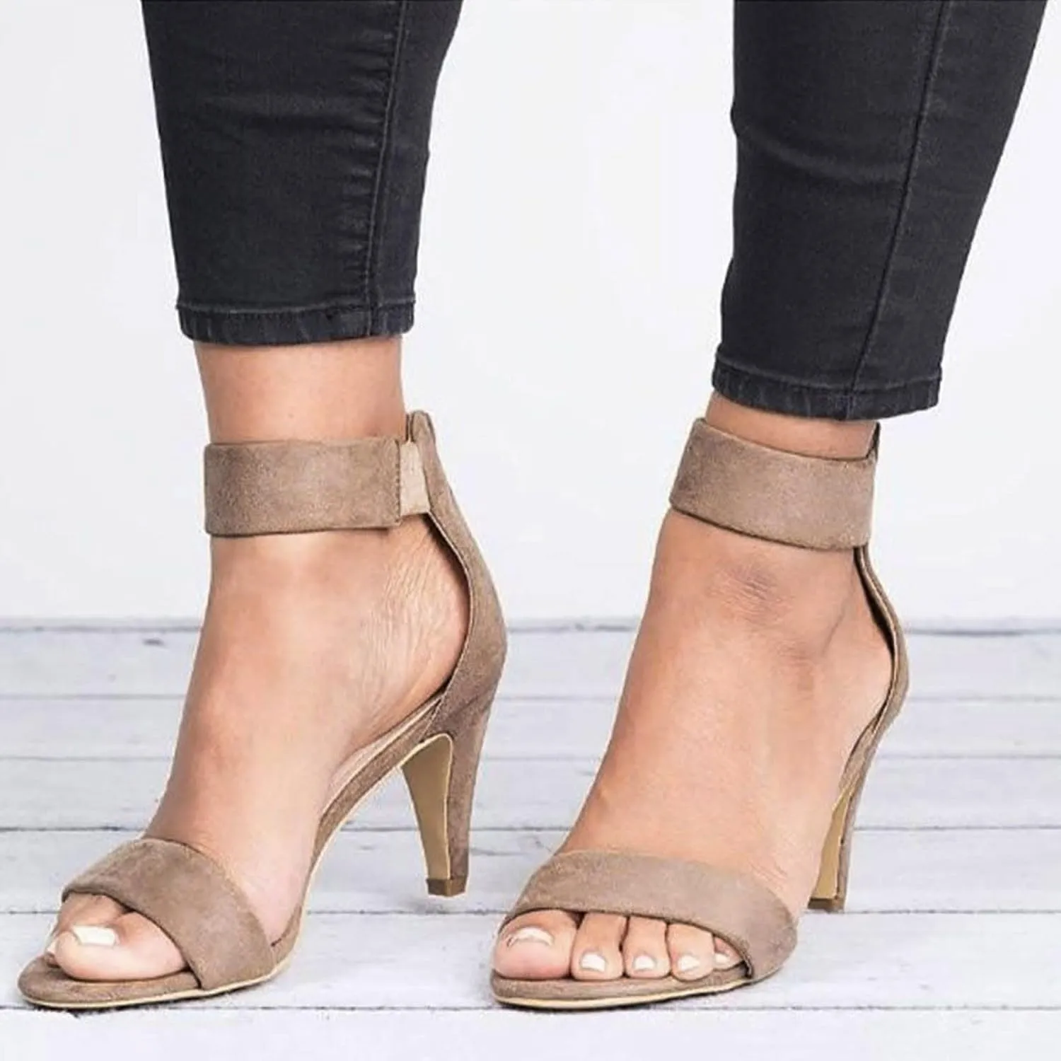 Yanzhenglip Sandals Women Fashion Heels, Women'S Sexy High Heel Sandals Open Toe Pointed Party Sandals, Summer Dressy Low Heel Sandals Hollowed Out Comfortable