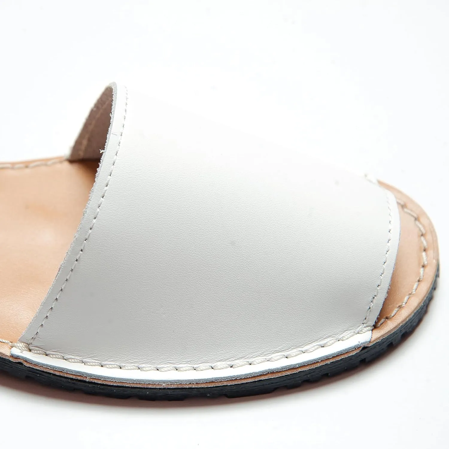 ZORIANA® Sandals for Women Handmade Leather, Dressy, Comfortable Sling Back Shoes Flat - Fashion Exclusively Made in Spain - Avarca Summer Trending Slingback Shoes 2023, 100% Spanish Genuine Leather